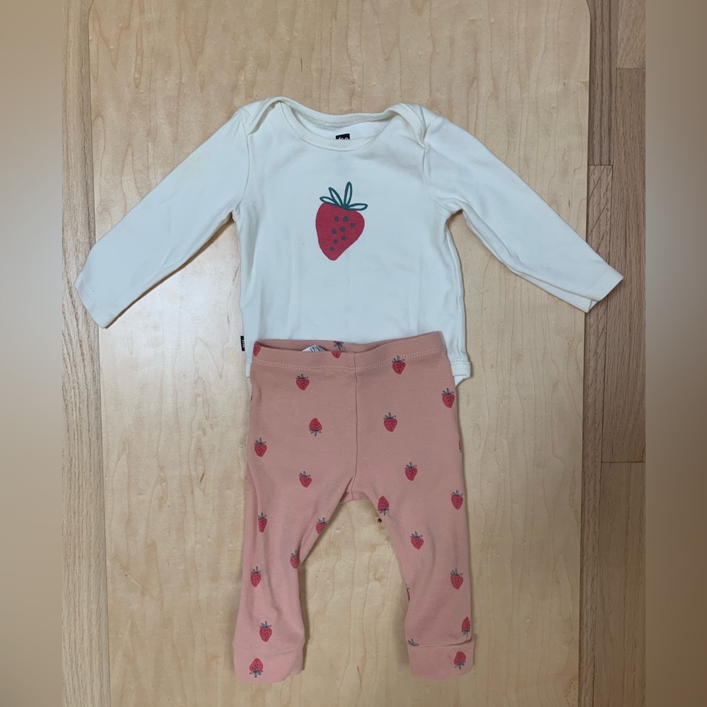 Maisonette carried brand Tea 6-9 Month Strawberry Bodysuit Set